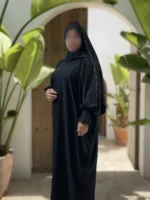 تن‌خور آستین عروسکی و زیپ مخفی مانتو عبایی سما پانیذ حجاب
